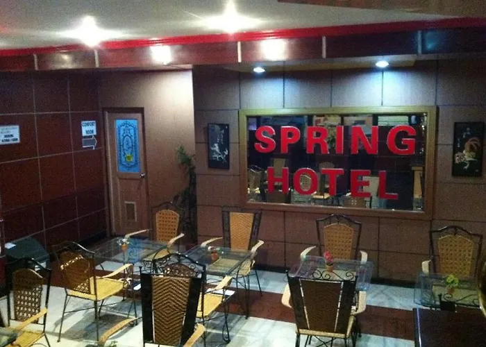 Oyo 640 Spring 2* Manila